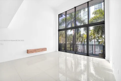 6000 Collins Ave # 316, Miami Beach FL 33140