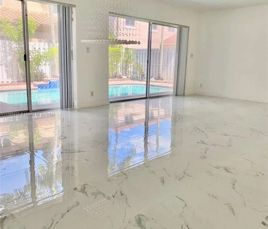 11301 ROCKINGHORSE RD, Cooper City FL 33027