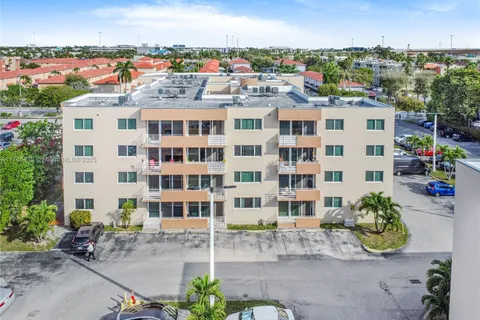 8050 NW 8th St # 1409, Miami FL 33126