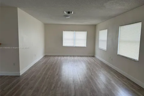 772 NW 5th St # 772, Florida City FL 33034