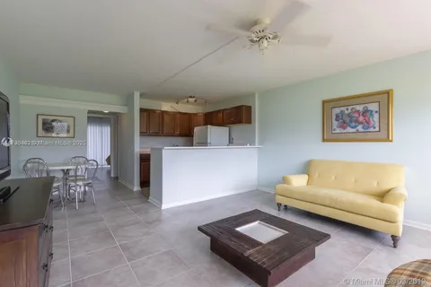 7 Fanshaw A # 7, Boca Raton FL 33434