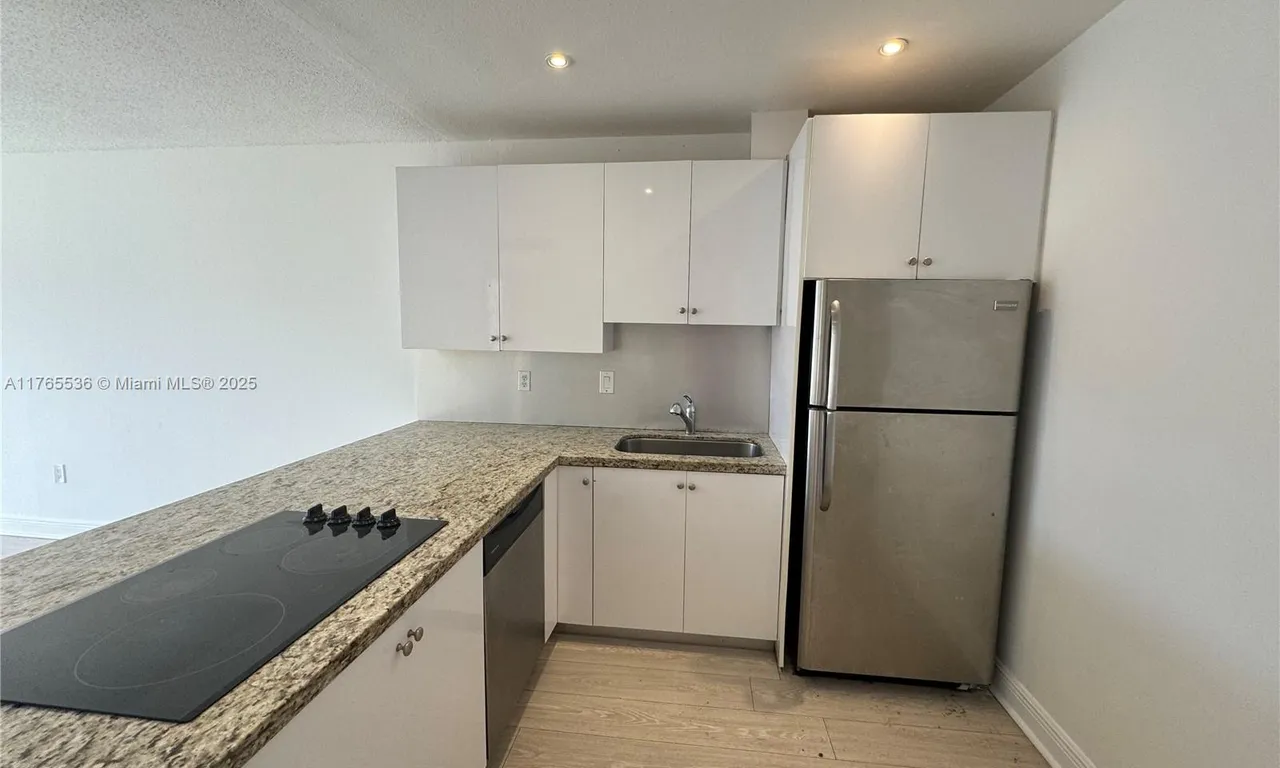 4920 NW 79th Ave # 309, Doral FL 33166