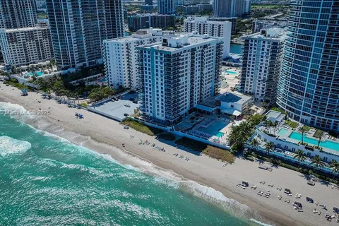 2751 S Ocean Dr # 208S, Hollywood FL 33019