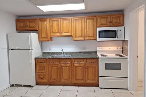 7212 Southgate Blvd # 7212, Tamarac FL 33321