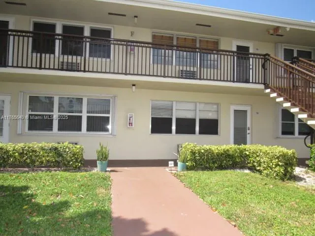 132 Andover # F, West Palm Beach FL 33417