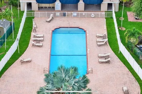 13801 SW 275th Ter, Homestead FL 33032