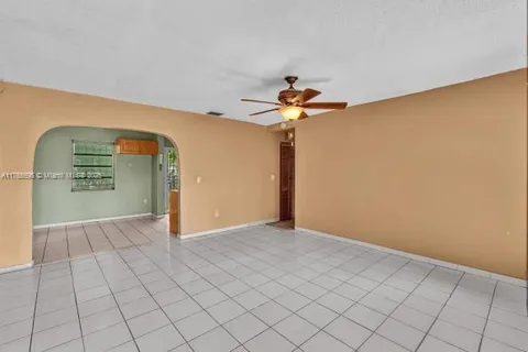 2941 NW 69th Ter, Miami FL 33147