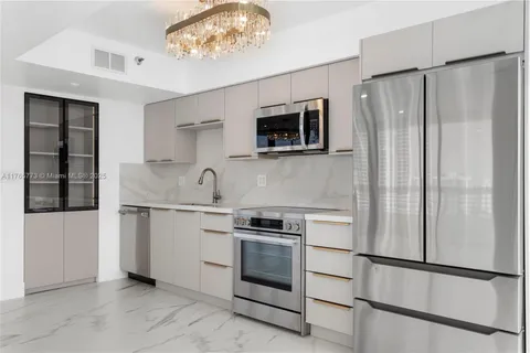 19195 NE 36th Ct # 2301, Aventura FL 33180