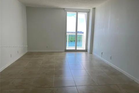 100 Bayview Dr # 1918, Sunny Isles Beach FL 33160