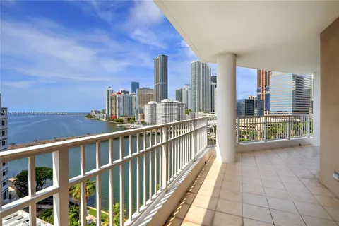 701 Brickell Key Blvd # 1412, Miami FL 33131