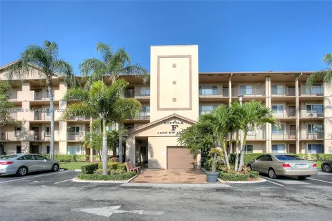 1400 SW 137th Ave # 206F, Pembroke Pines FL 33027