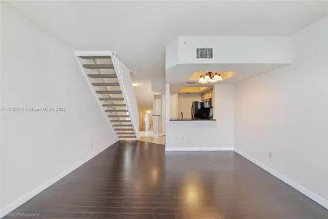 745 NW 148th Ave # 814, Sunrise FL 33325