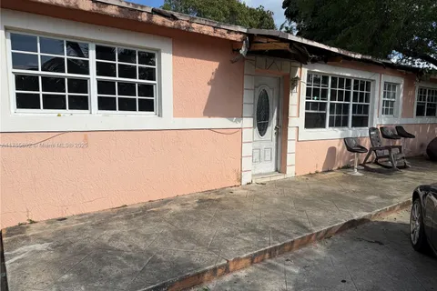 16805 NW 38th Ct, Miami Gardens FL 33055