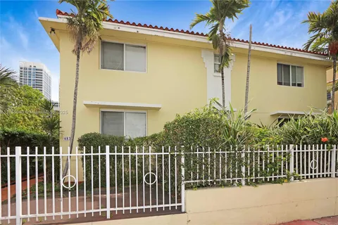 6831 Abbott Ave # 3, Miami Beach FL 33141