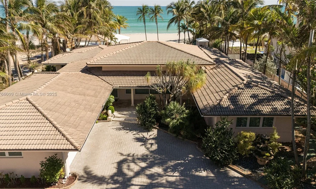 205 Ocean Blvd, Golden Beach FL 33160