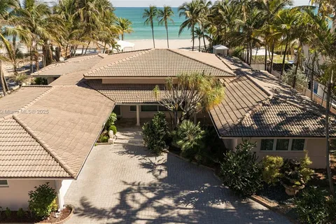 205 Ocean Blvd, Golden Beach FL 33160