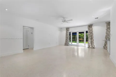 6140 SW 78th St, South Miami FL 33143
