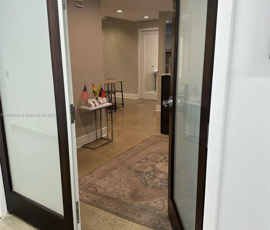 95 Merrick Way # 710, Coral Gables FL 33134