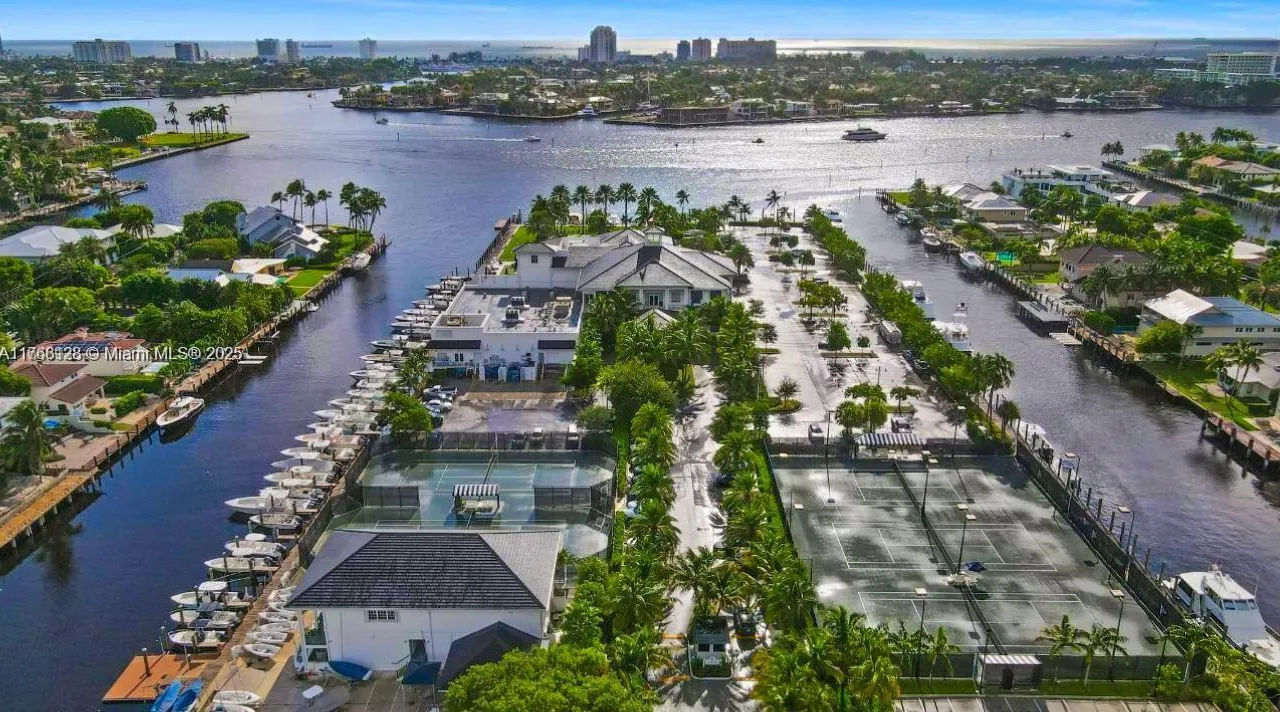 1524 SE 12TH ST # 5, Fort Lauderdale FL 33316