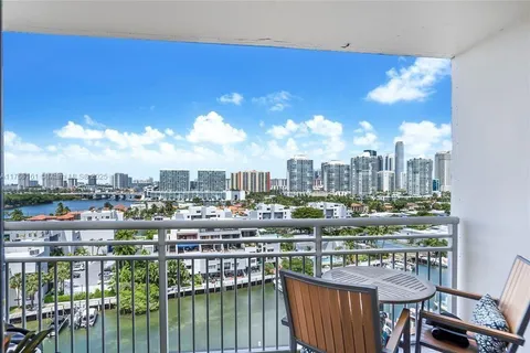 400 Kings Point Dr # 1229, Sunny Isles Beach FL 33160