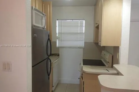 110 SE 2nd St # 300, Hallandale Beach FL 33009