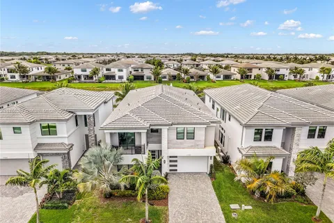 17197 Teton River Rd, Boca Raton FL 33496