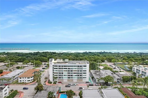 8233 Harding Ave # 407, Miami Beach FL 33141