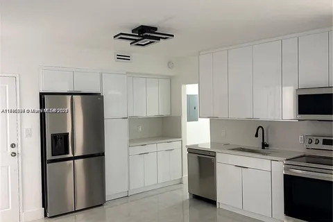 10185 Collins Ave # 1022, Bal Harbour FL 33154