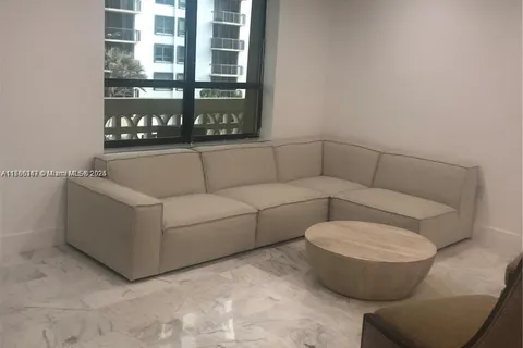 10185 Collins Ave # 516, Bal Harbour FL 33154