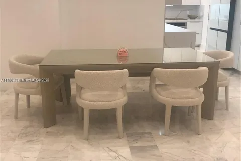 10185 Collins Ave # 516, Bal Harbour FL 33154
