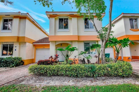 6543 Hidden Cove Dr # 2, Davie FL 33314