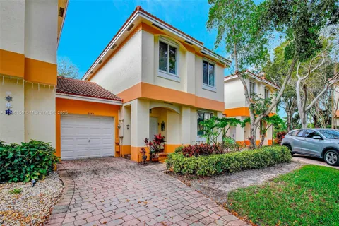 6543 Hidden Cove Dr # 2, Davie FL 33314