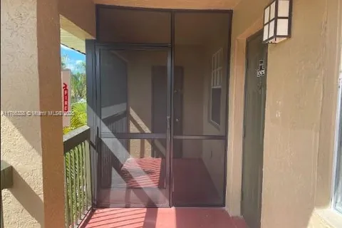 10428 NW 8th St # 204, Pembroke Pines FL 33026