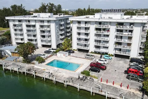 110 S Shore Dr # 6C, Miami Beach FL 33141