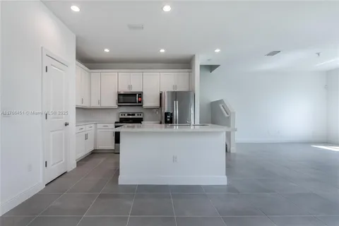 542 Parsons Way, Deerfield Beach FL 33442