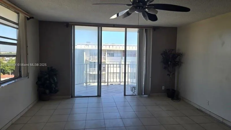 16710 NE 9th Ave # 811, North Miami Beach FL 33162