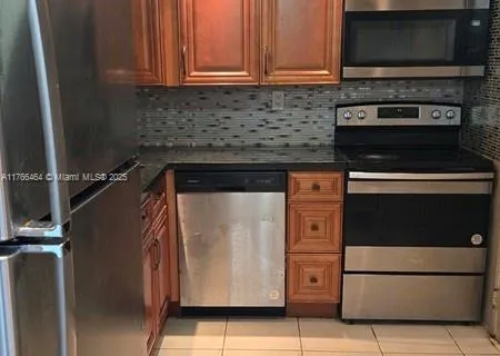 16710 NE 9th Ave # 811, North Miami Beach FL 33162