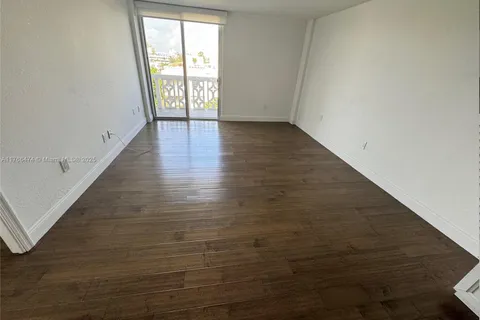 1020 Meridian Ave # 510, Miami Beach FL 33139