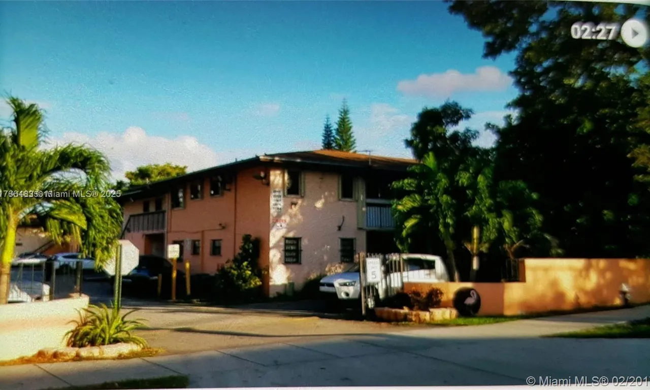 6275 W 24th Ave # 4, Hialeah FL 33016