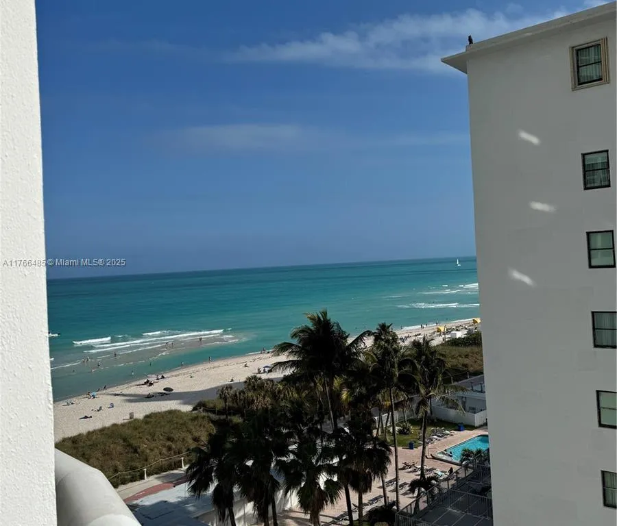 6365 Collins Ave # 805, Miami Beach FL 33141