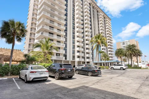 1500 S Ocean Dr # 3G, Hollywood FL 33019