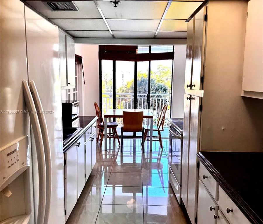 210 174th St # 314, Sunny Isles Beach FL 33160