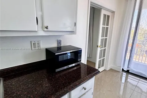 210 174th St # 314, Sunny Isles Beach FL 33160
