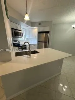 12840 Vista Isles Dr # 611, Sunrise FL 33325