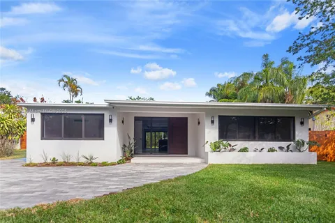 7101 SW 64th Ct, South Miami FL 33143