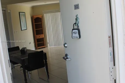 3948 NE 169th St # 302, North Miami Beach FL 33160