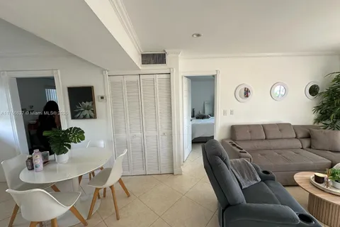 3948 NE 169th St # 302, North Miami Beach FL 33160