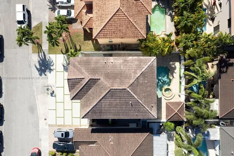 14447 SW 28th St, Miami FL 33175