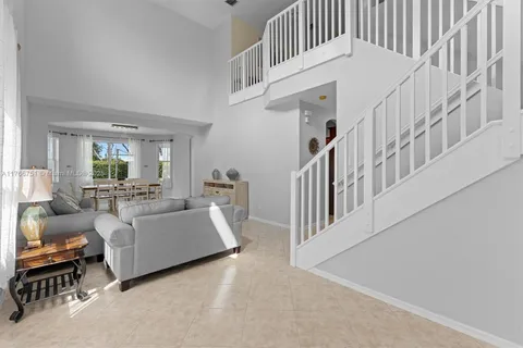 4075 Cascade Ter, Weston FL 33332
