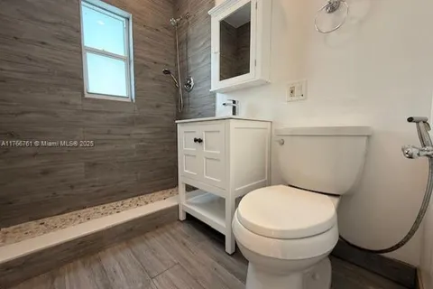 7207 Bay Dr # 30, Miami Beach FL 33141